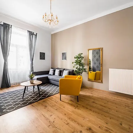 Nyar 3 Bedroom Centre Entire * בודפשט