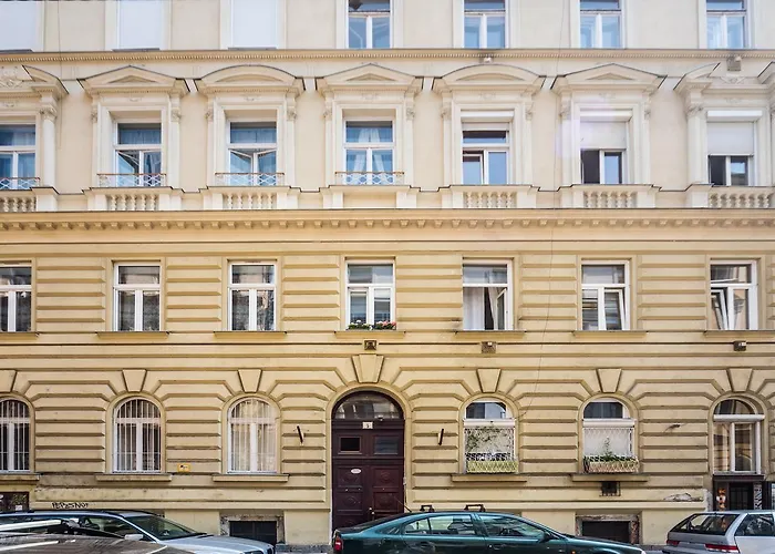 Apartament Nyar 3 Bedroom Centre Entire *